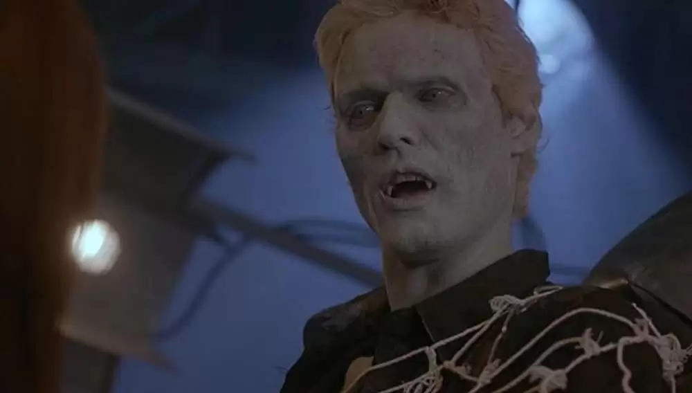 「ドラキュリアII 鮮血の狩人」スティーブン・ビリントン & ダイアン・ニールの画像