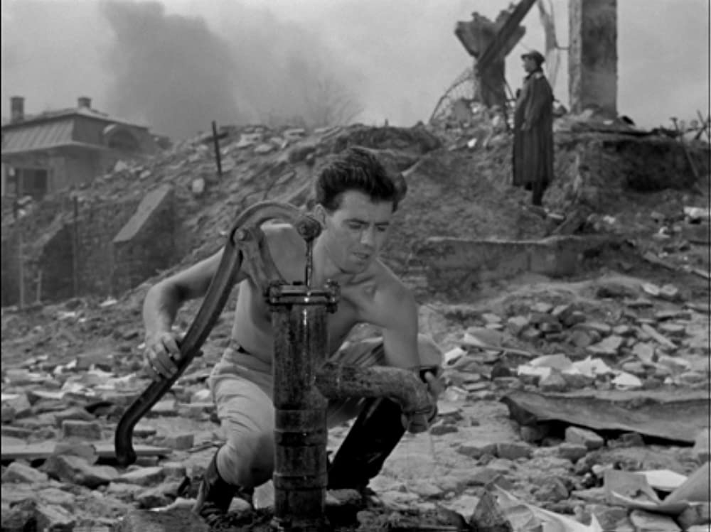 地下水道の画像