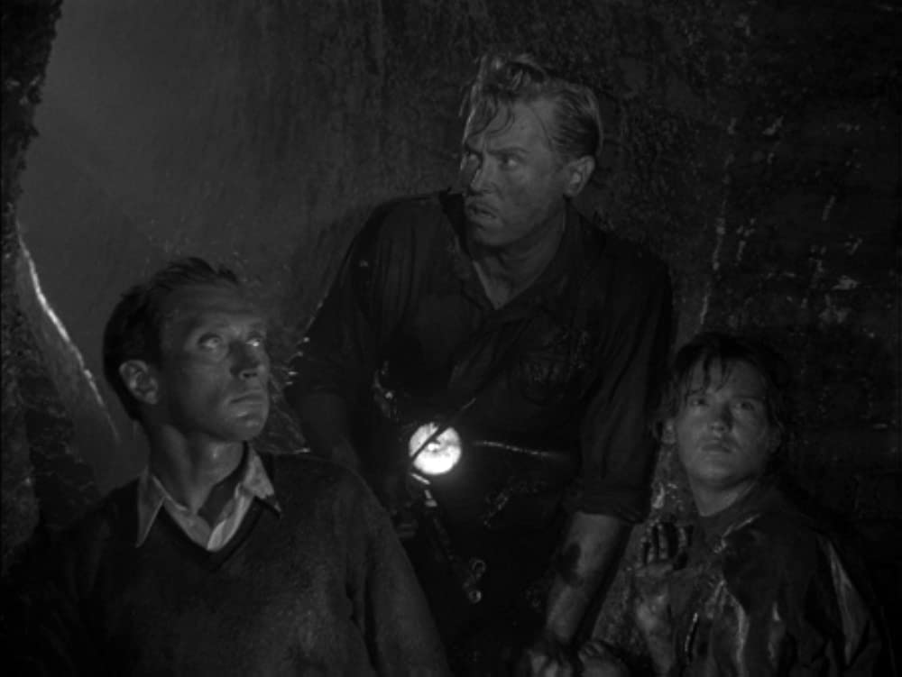 地下水道の画像