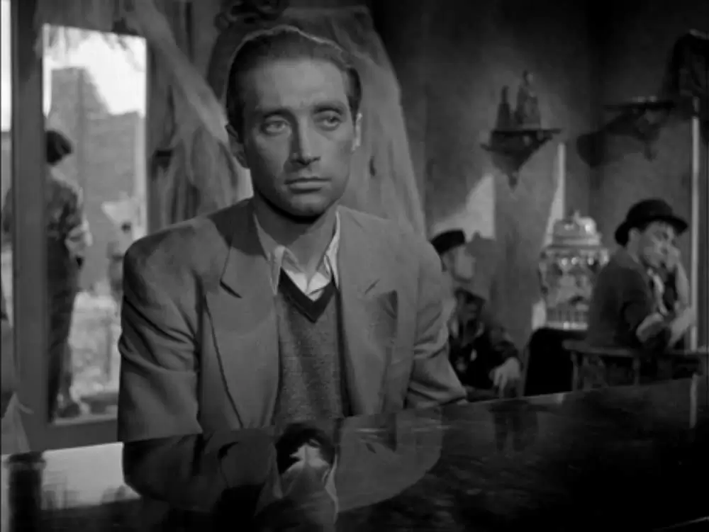 「地下水道」ブラデク・シェイバルの画像