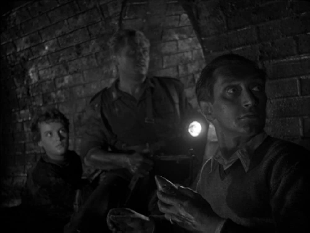 地下水道の画像