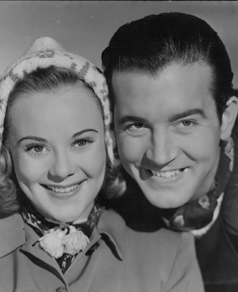 「銀嶺セレナーデ」ソニア・ヘニー & John Payneの画像