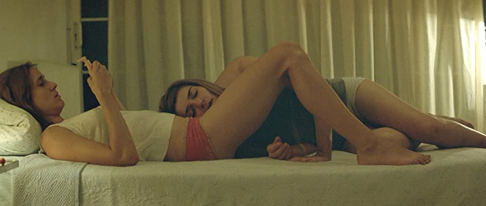 籠の中の乙女の画像