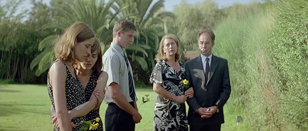 籠の中の乙女の画像