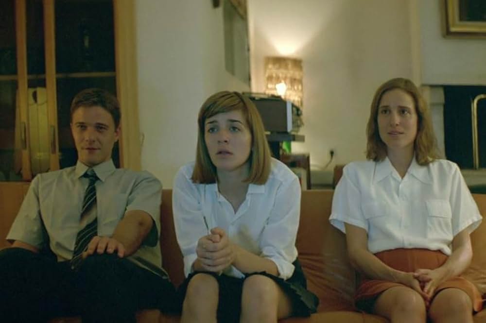 籠の中の乙女の画像