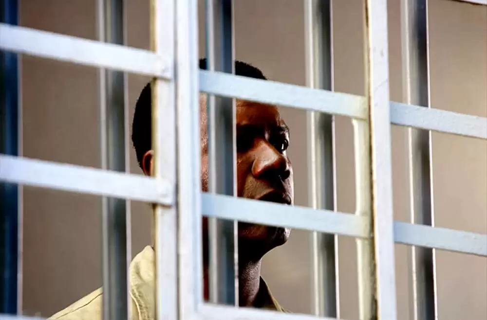 「マンデラの名もなき看守」デニス・ヘイスバートの画像