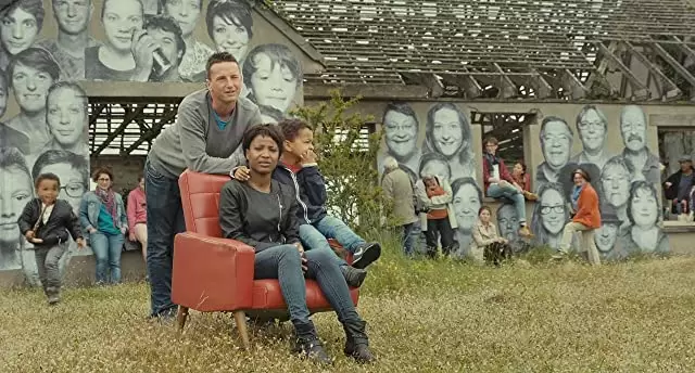 顔たち、ところどころの画像