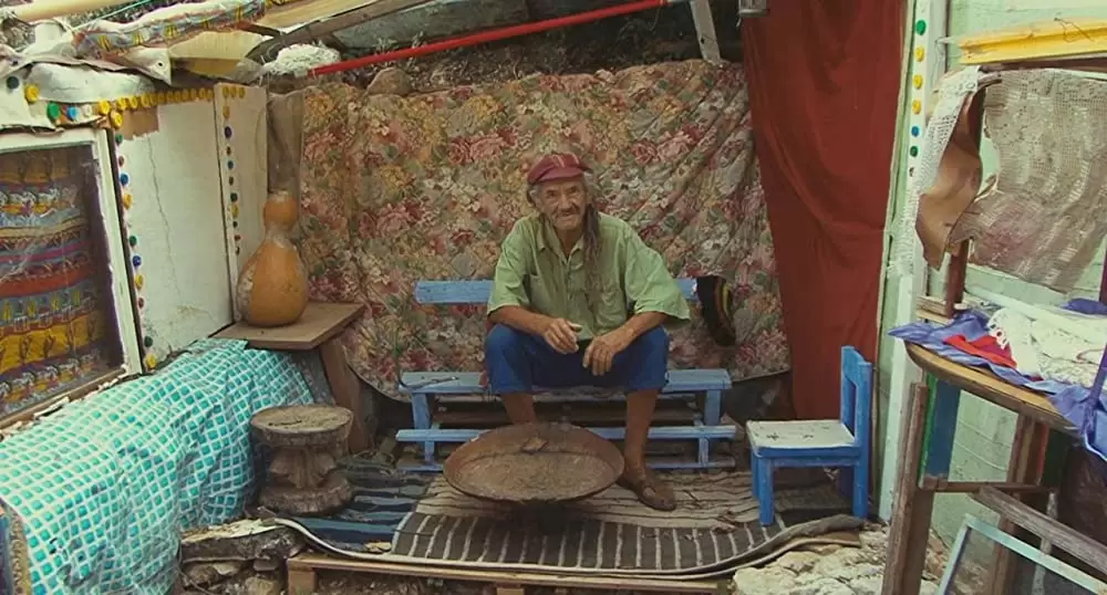 顔たち、ところどころの画像