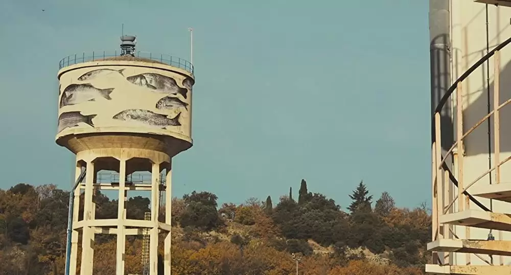 顔たち、ところどころの画像