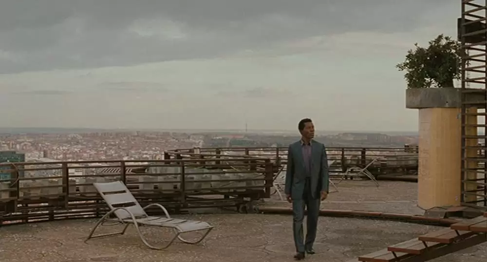 リミッツ・オブ・コントロールの画像