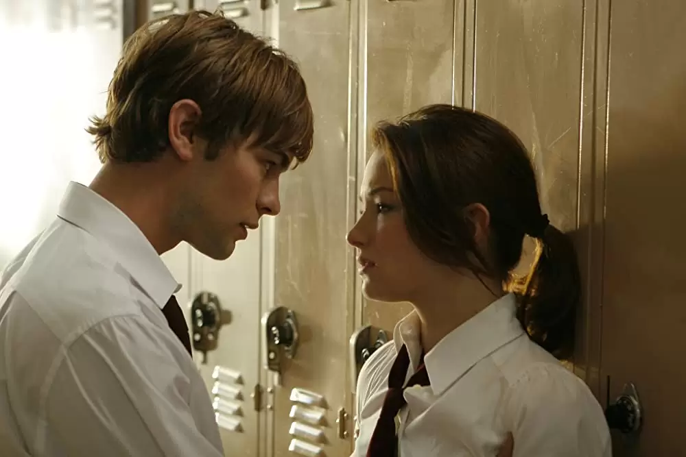 「モリー・ハートレイ 血塗られた制服女子高生」チェイス・クロフォード & ヘイリー・ベネットの画像