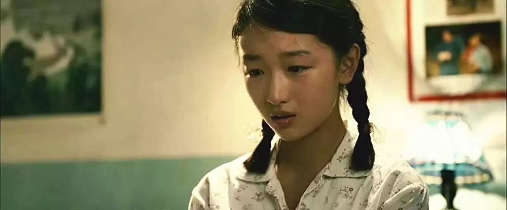 「サンザシの樹の下で」周冬雨の画像