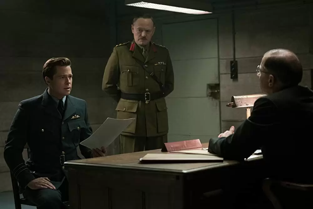 「マリアンヌ」ブラッド・ピット & ジャレッド・ハリス & サイモン・マクバーニーの画像