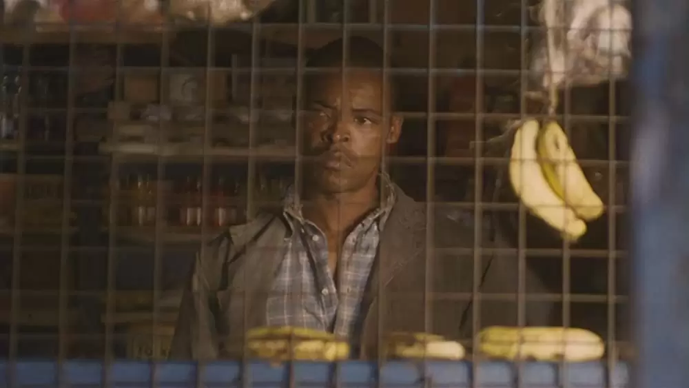 おじいさんと草原の小学校の画像