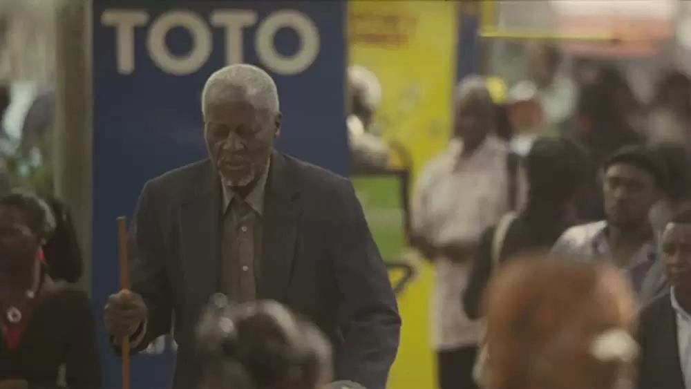 おじいさんと草原の小学校の画像