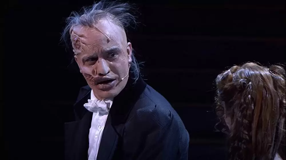 「オペラ座の怪人 25周年記念公演 in ロンドン」ラミン・カリムルーの画像