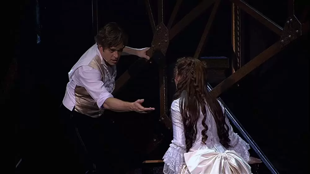 「オペラ座の怪人 25周年記念公演 in ロンドン」ハドリー・フレイザー & シエラ・ボーゲスの画像