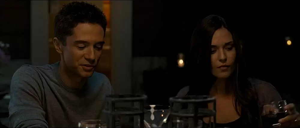 顔のないスパイの画像