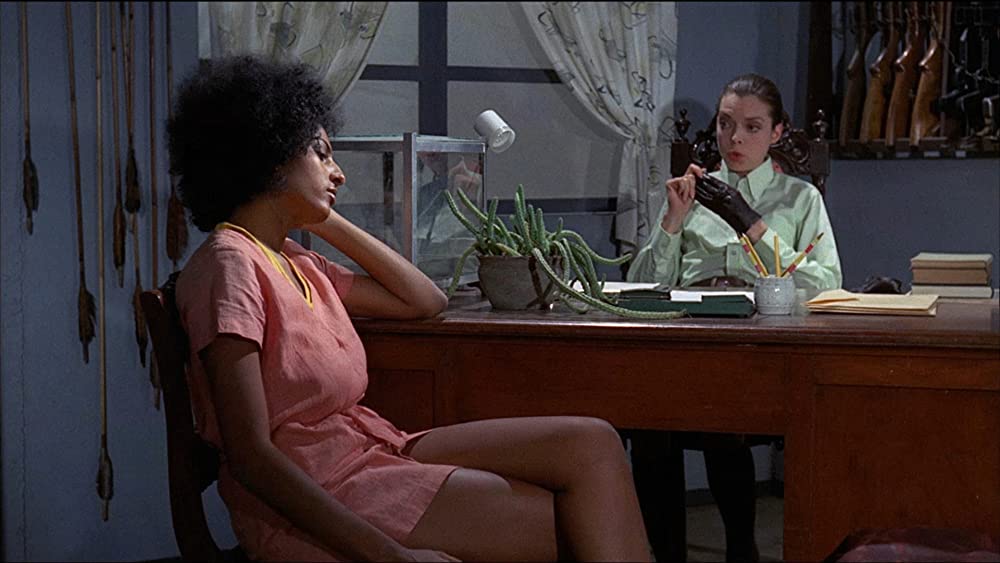 残酷女刑務所の画像