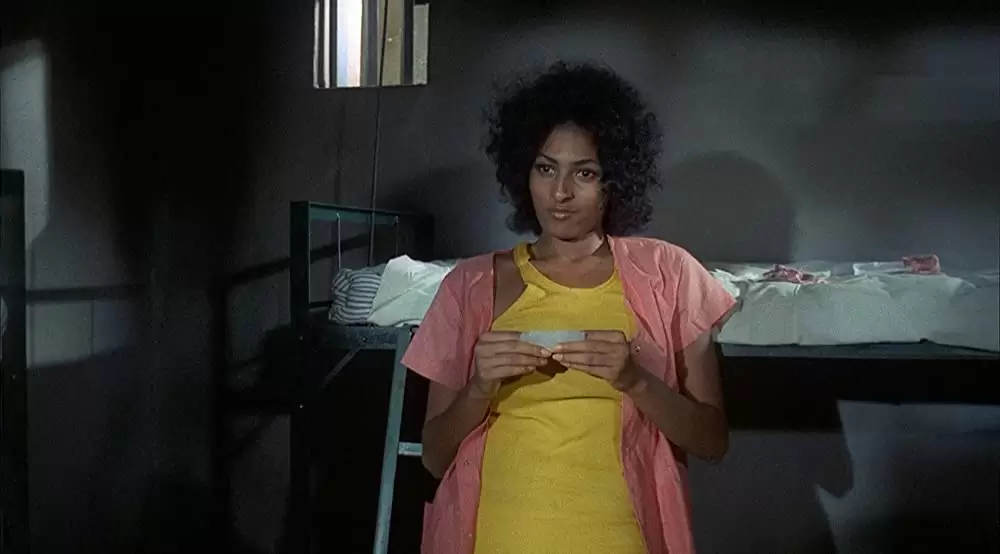 残酷女刑務所の画像