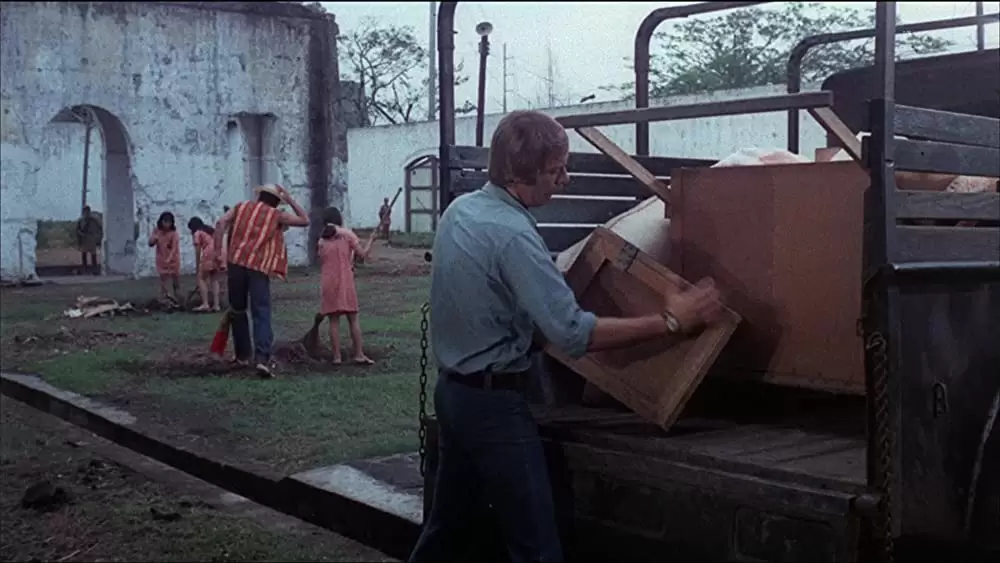 残酷女刑務所の画像