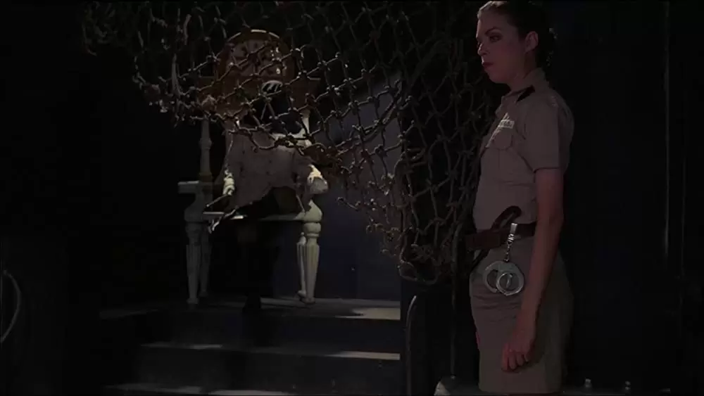 残酷女刑務所の画像