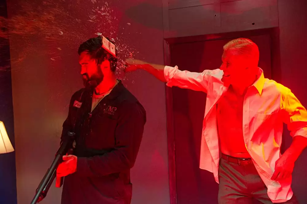 「ユニバーサル・ソルジャー 殺戮の黙示録」ドルフ・ラングレン & アンドレイ・アルロフスキーの画像