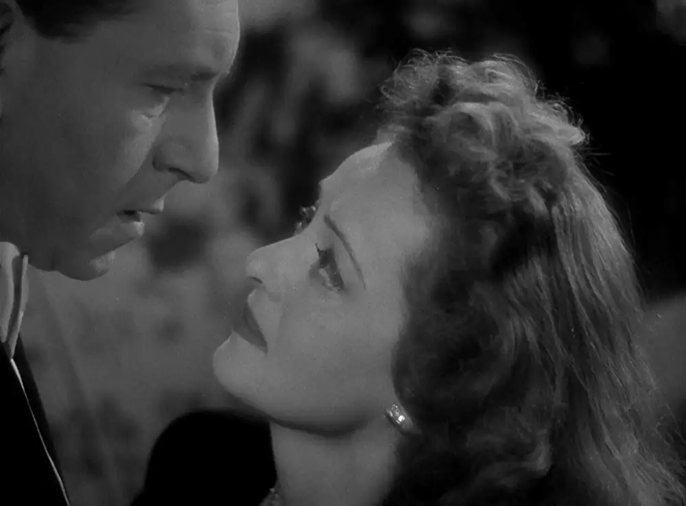 「愛憎の曲」ベティ・デイビス & ポール・ヘンリードの画像