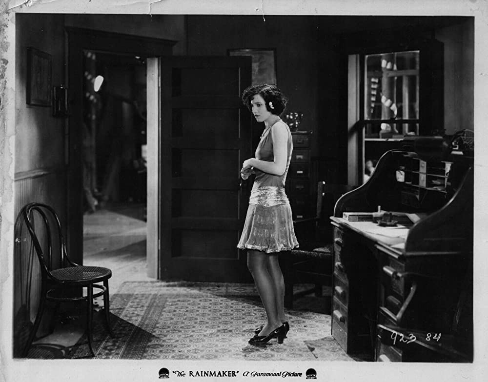 雨を呼ぶ男の画像