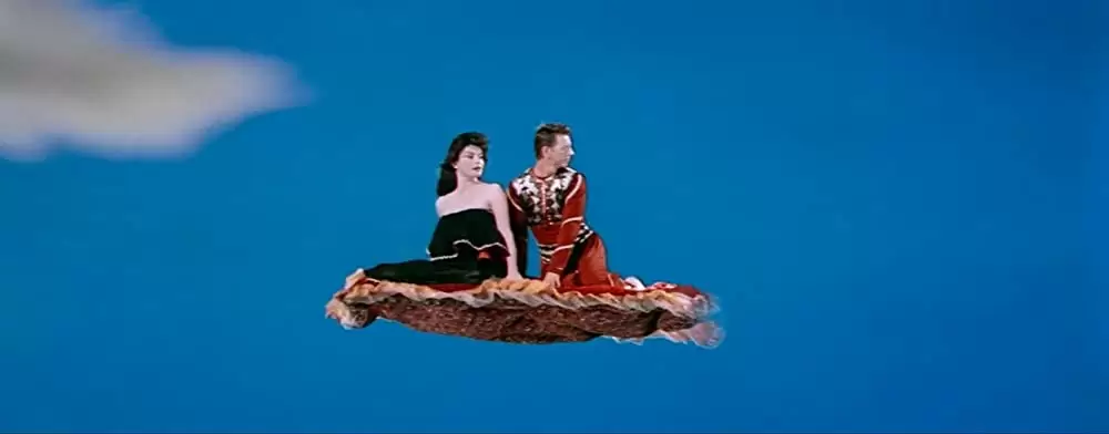 「アラジンと女盗賊」Noëlle Adam & ドナルド・オコナーの画像