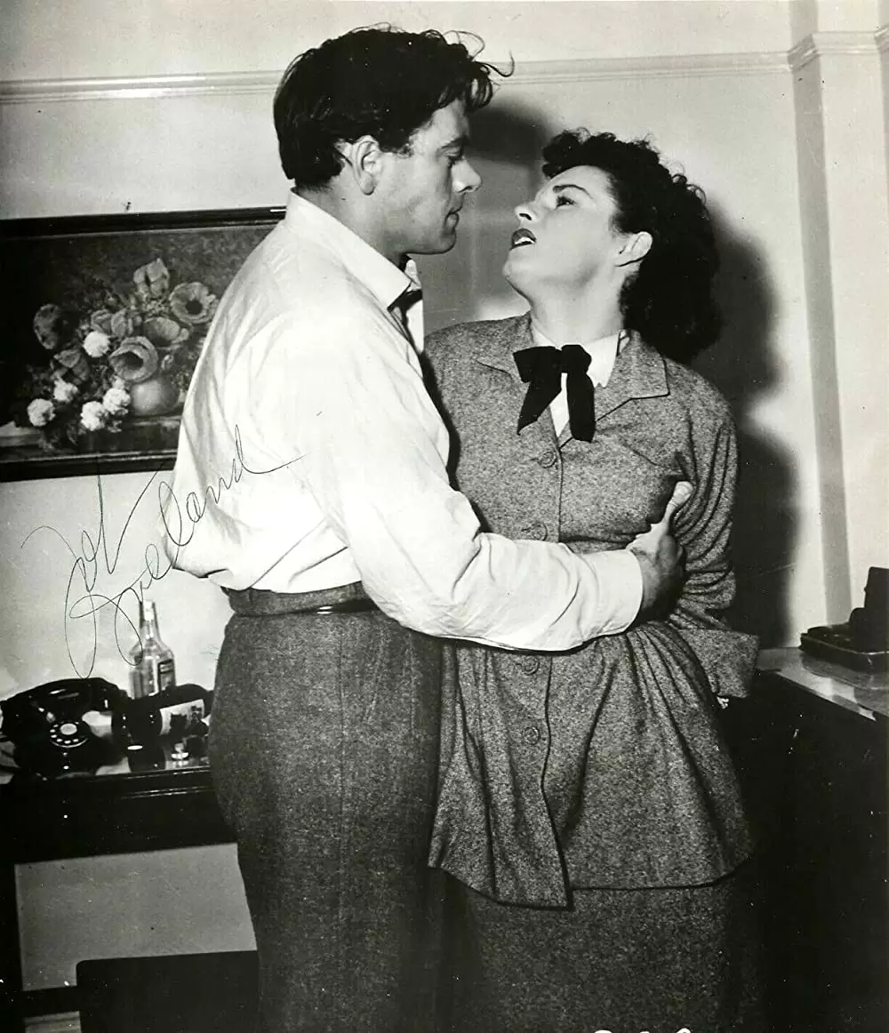 「オール・ザ・キングスメン」ジョン・アイアランド & マーセデス・マッケンブリッジの画像