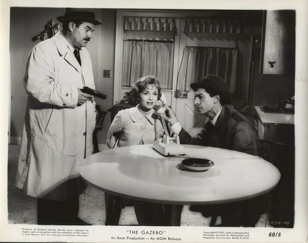 奥様の裸は高くつくの画像