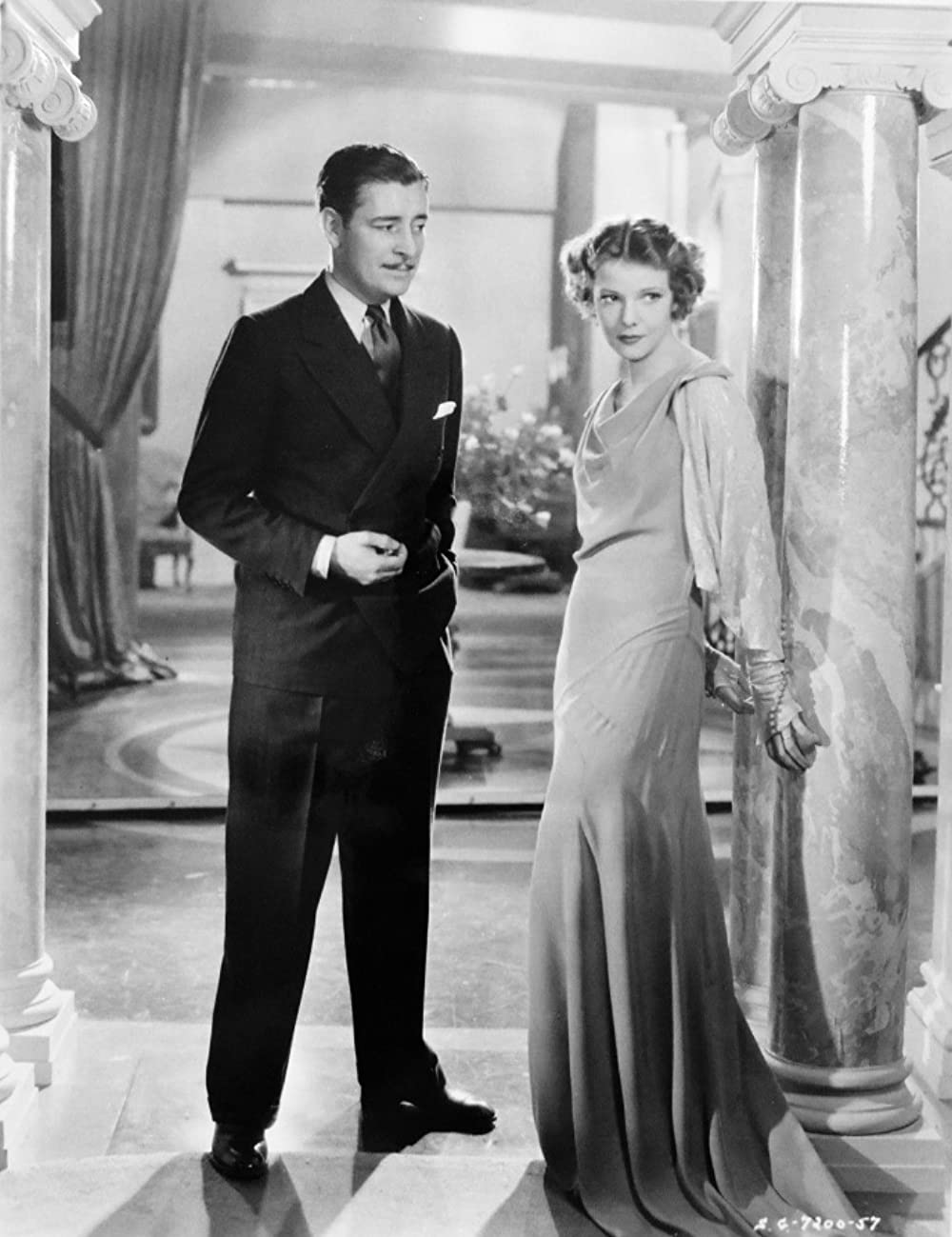 仮面の男の画像