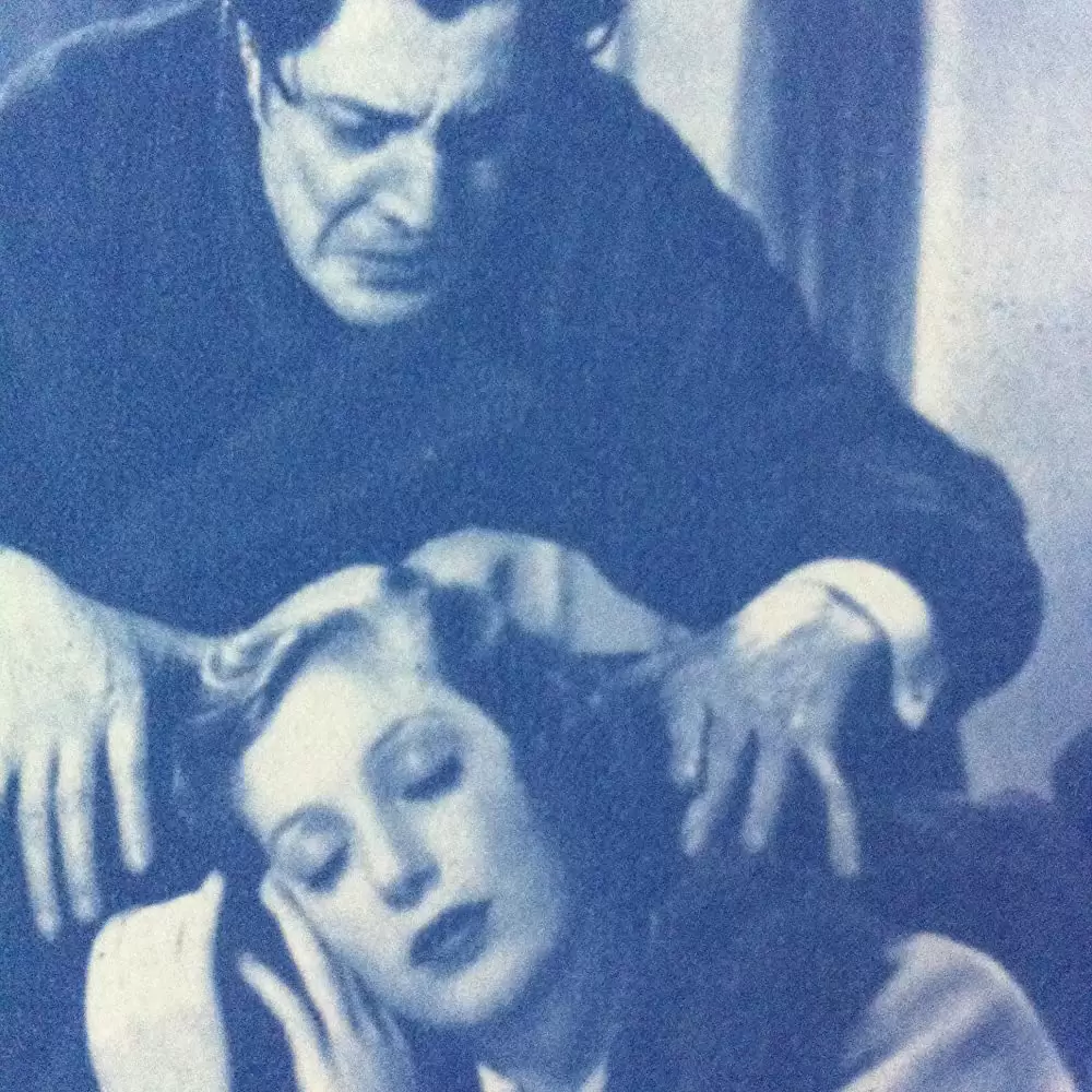 「霧に立つ影」ロナルド・コールマン & ロレッタ・ヤングの画像