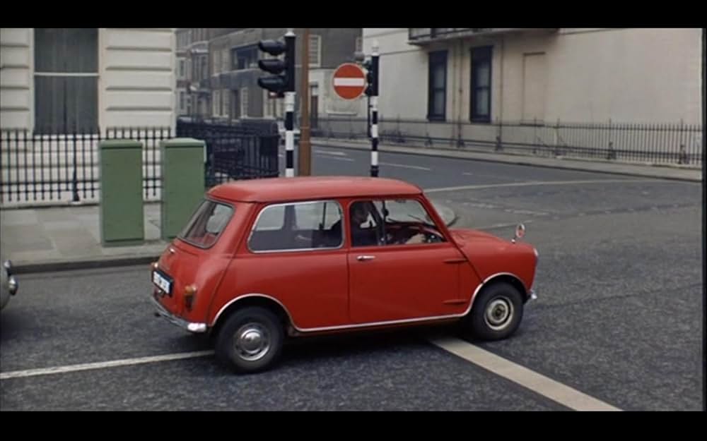 群衆の中の殺し屋の画像