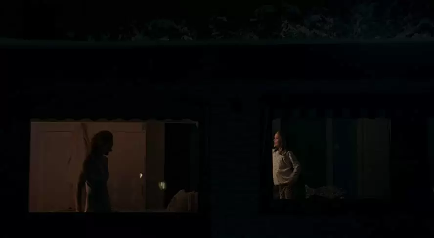 「スノーマン 雪闇の殺人鬼」ジュネビーブ・オライリー & Jeté Laurenceの画像