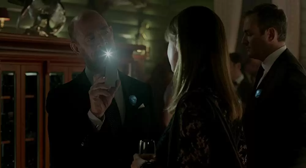 「スノーマン 雪闇の殺人鬼」レベッカ・ファーガソン & J・K・シモンズの画像