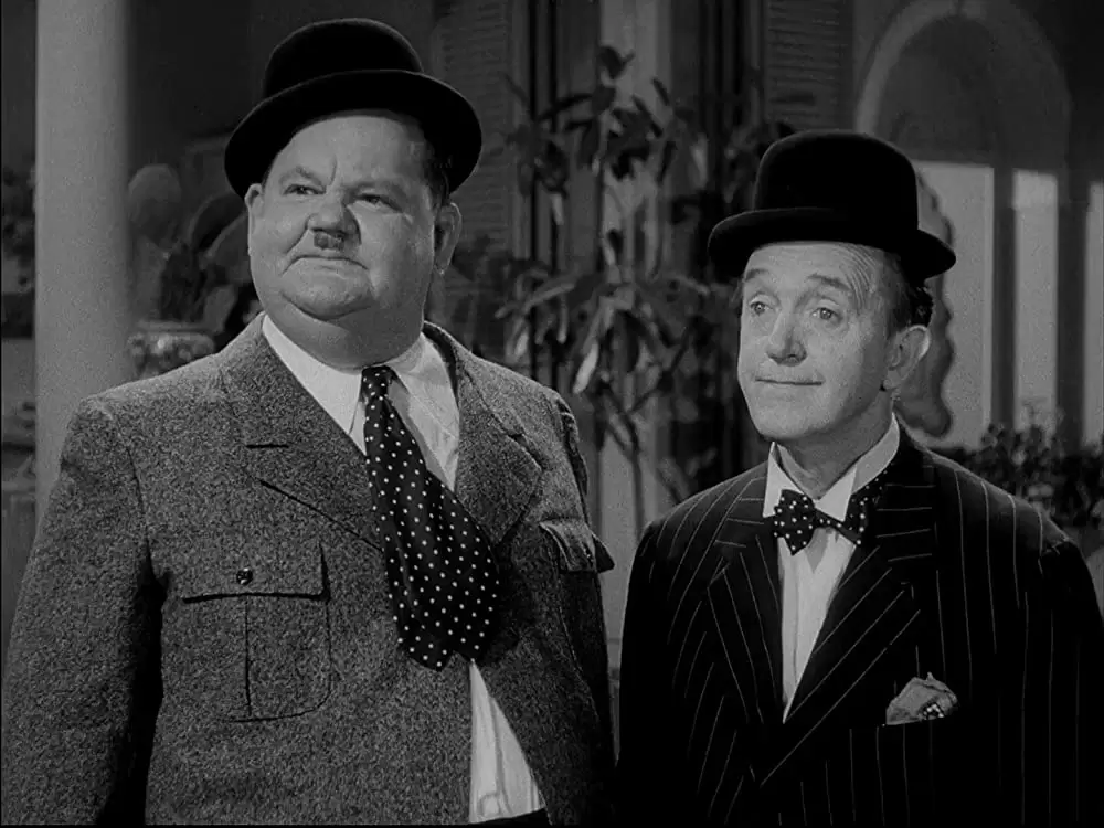 「極楽闘牛士」Oliver Hardy & スタン・ローレルの画像