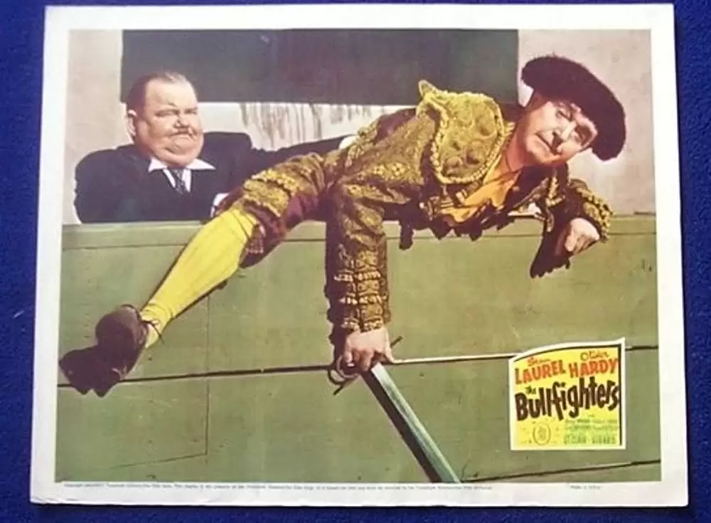 「極楽闘牛士」Oliver Hardy & スタン・ローレルの画像