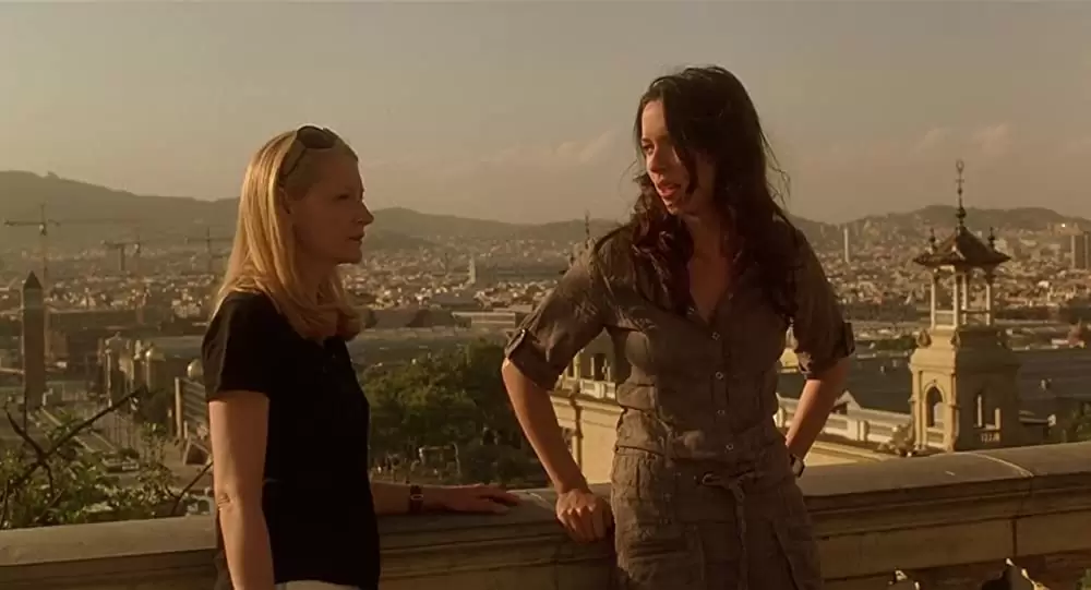 「それでも恋するバルセロナ」パトリシア・クラークソン & レベッカ・ホールの画像