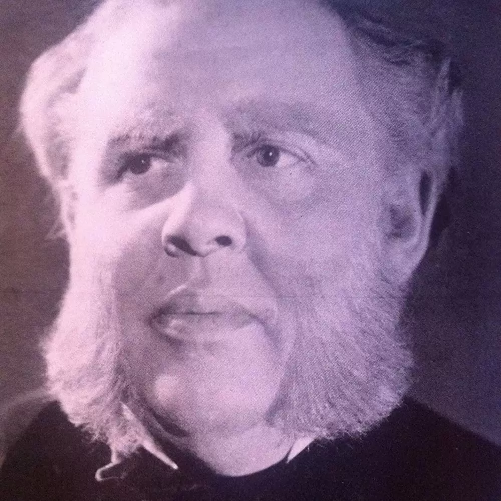 「白い蘭」チャールズ・ロートンの画像