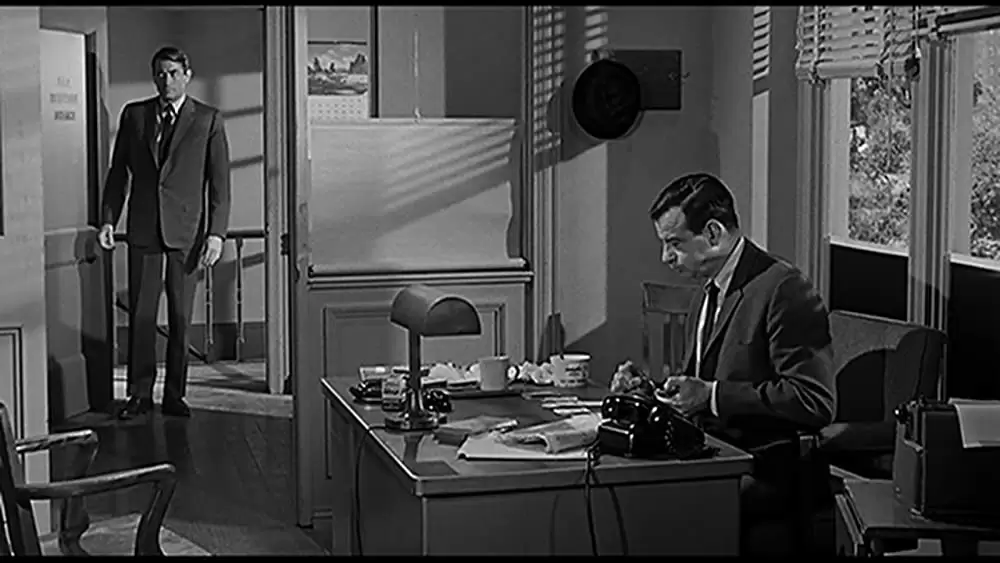 「蜃気楼」グレゴリー・ペック & ウォルター・マッソーの画像