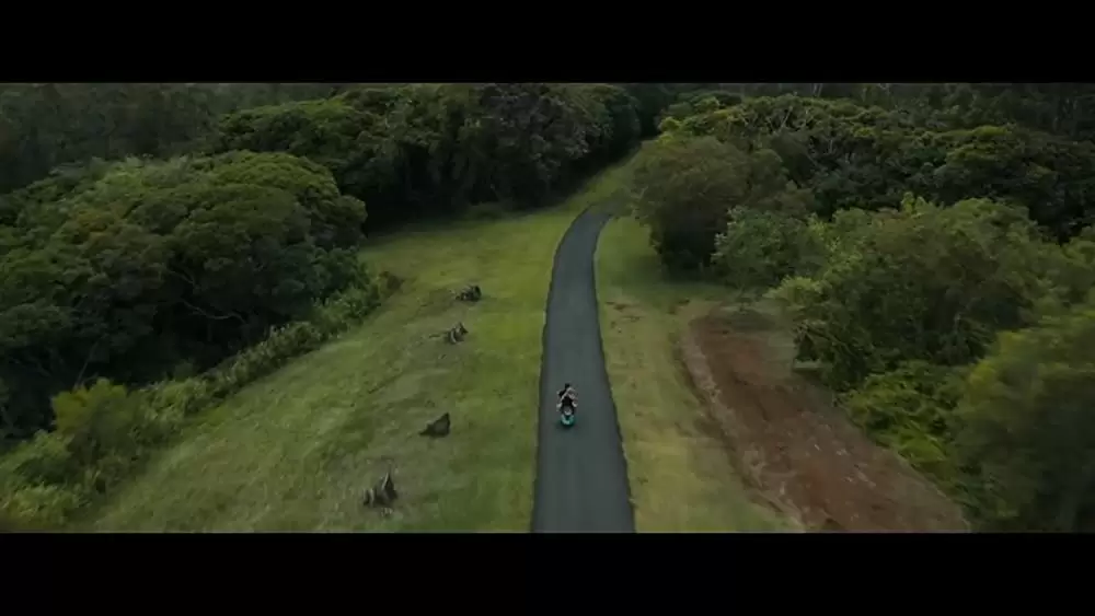 「クレイジー・バカンス ツイてない女たちの南国旅行」エイミー・シューマー & トム・ベイトマンの画像