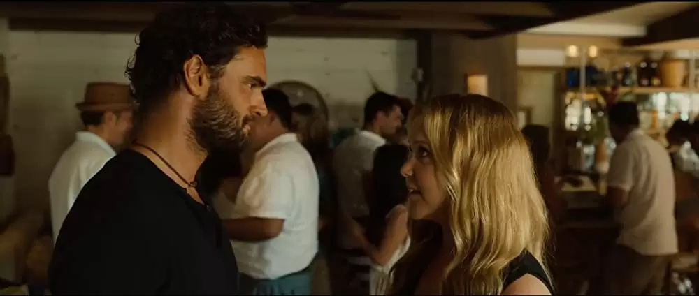 「クレイジー・バカンス ツイてない女たちの南国旅行」エイミー・シューマー & トム・ベイトマンの画像