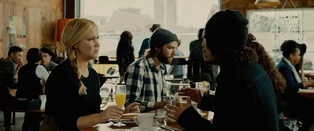 「クレイジー・バカンス ツイてない女たちの南国旅行」ランドール・パーク & エイミー・シューマーの画像