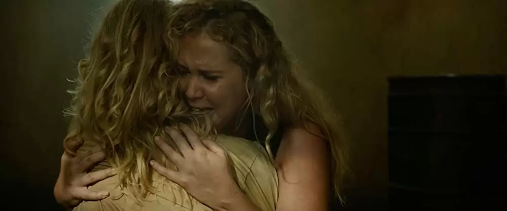 「クレイジー・バカンス ツイてない女たちの南国旅行」ゴールディ・ホーン & エイミー・シューマーの画像