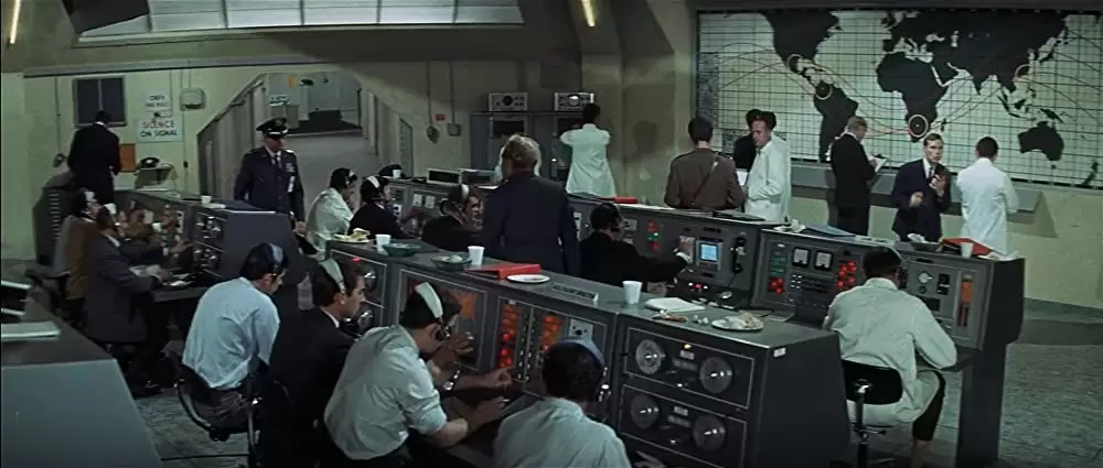 0（ゼロ）の決死圏の画像