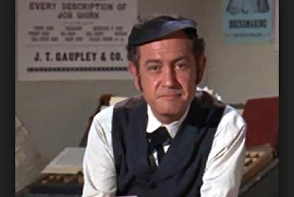 手錠の男の画像