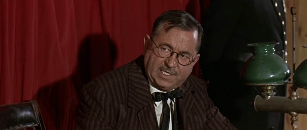 手錠の男の画像