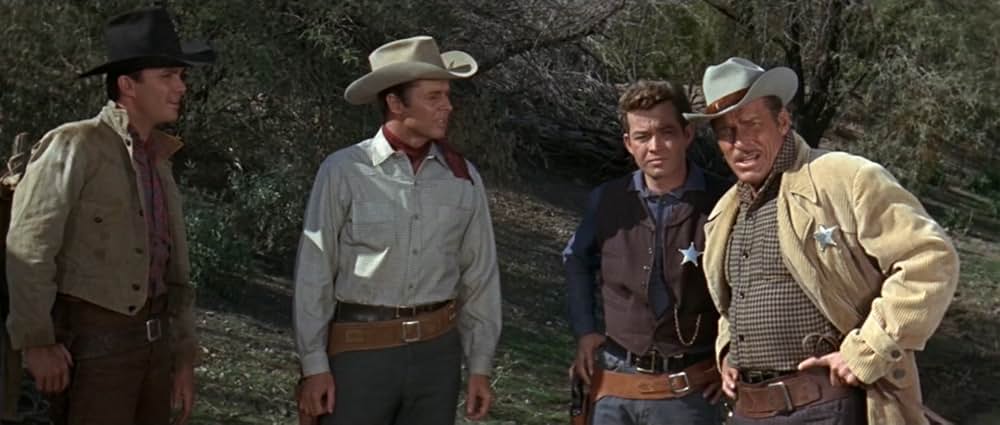 手錠の男の画像